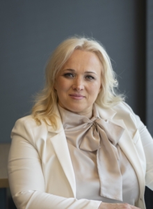 dr Monika Król-Stępień